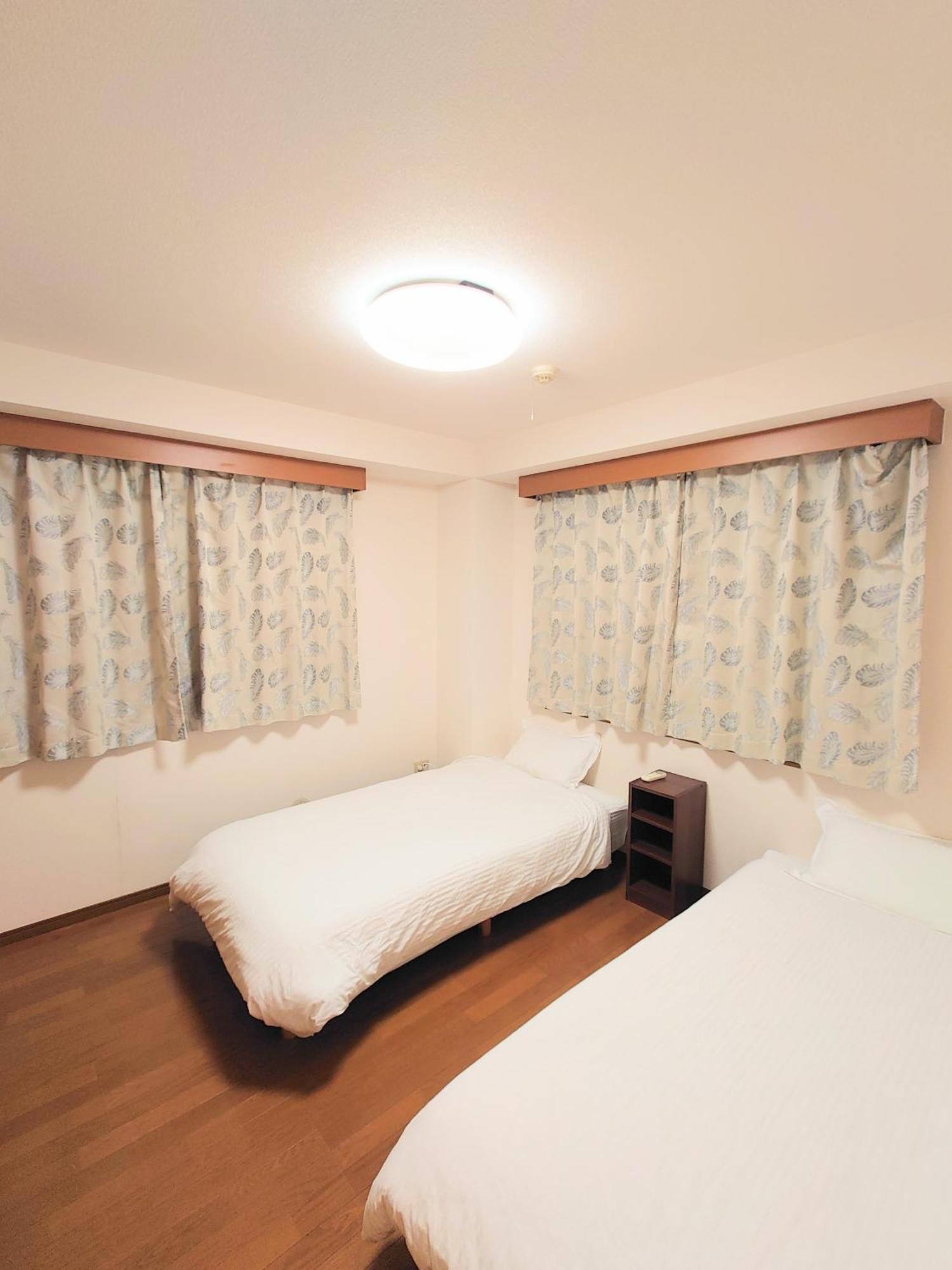 Honeys Guest House Tokio Buitenkant foto